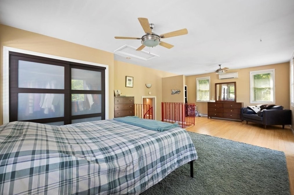 457 St, West Bridgewater MA 02379-1809 exterior