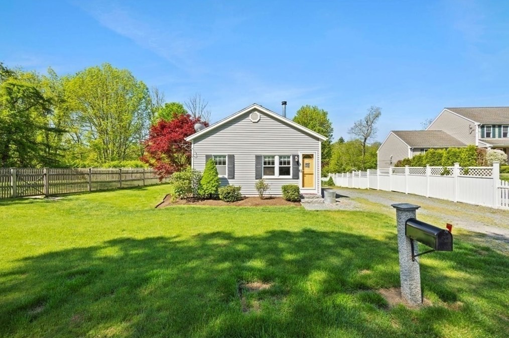 457 St, West Bridgewater MA 02379-1809 exterior