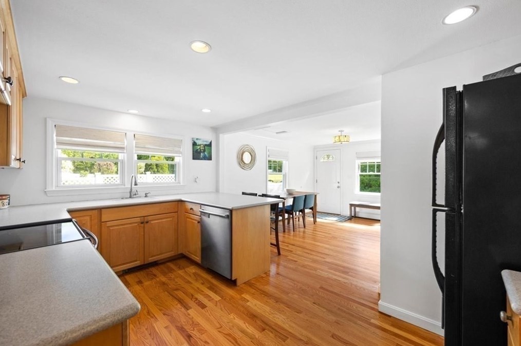 457 St, West Bridgewater MA 02379-1809 exterior