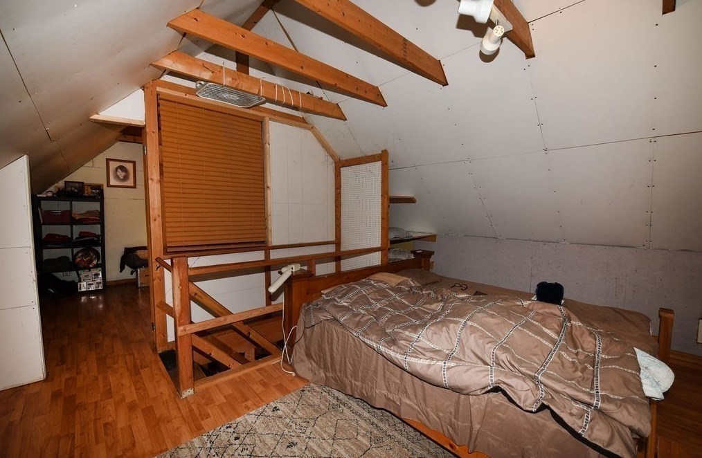 63 Newfield St, Plymouth MA 02360-3402 exterior