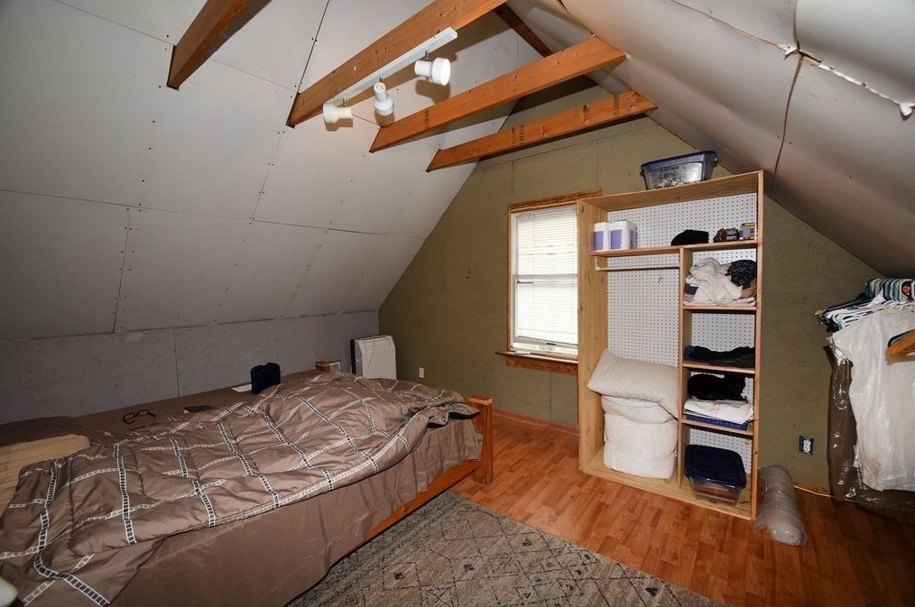 63 Newfield St, Plymouth MA 02360-3402 exterior