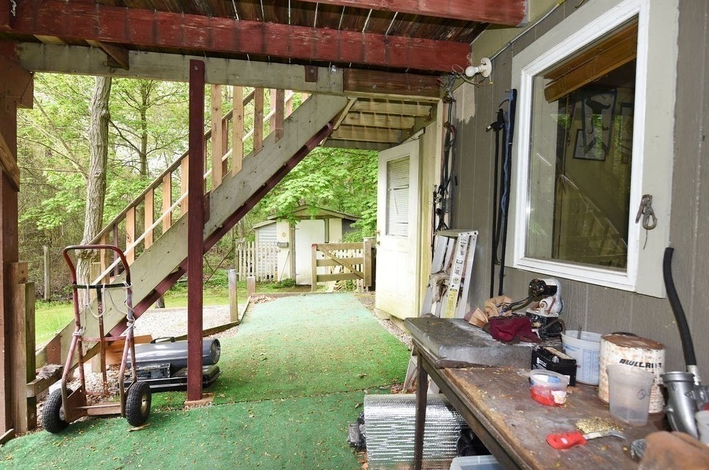 63 Newfield St, Plymouth MA 02360-3402 exterior