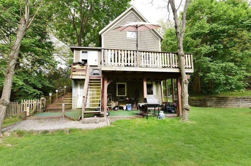 63 Newfield St, Plymouth MA 02360-3402 exterior