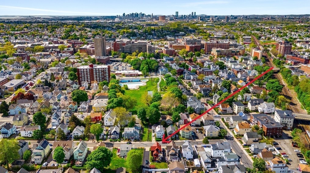 47 Vernon St, Malden MA 02148-2615 exterior