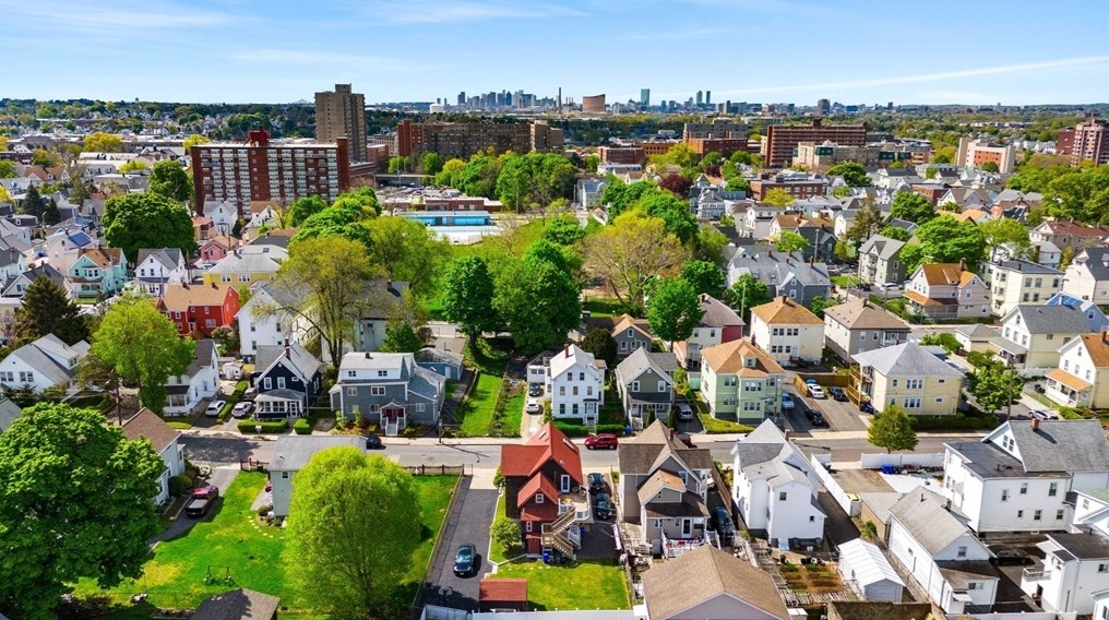 47 Vernon St, Malden MA 02148-2615 exterior