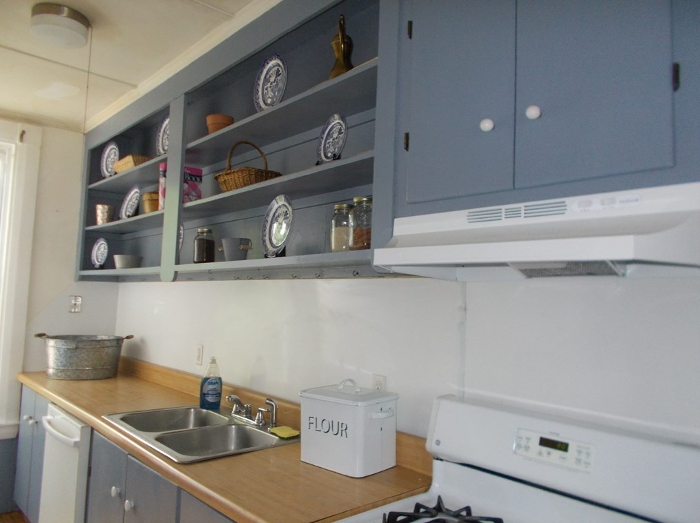 104 Webster St, Haverhill MA 01830-5920 exterior