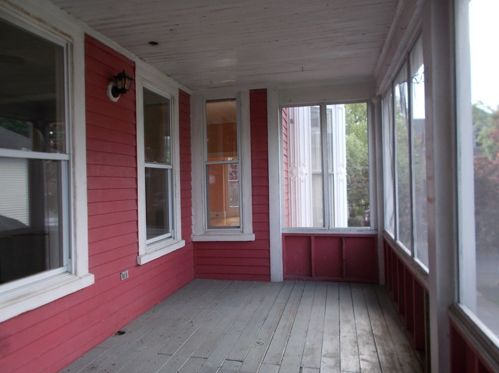 104 Webster St, Haverhill MA 01830-5920 exterior