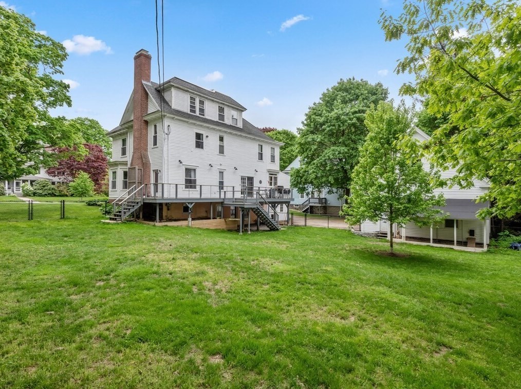 56 Moore Ave, Worcester MA 01602-1820 exterior