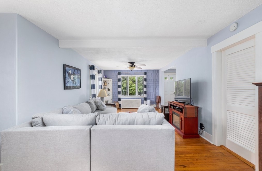 31 Tyson Rd, Worcester MA  01606-1124 exterior