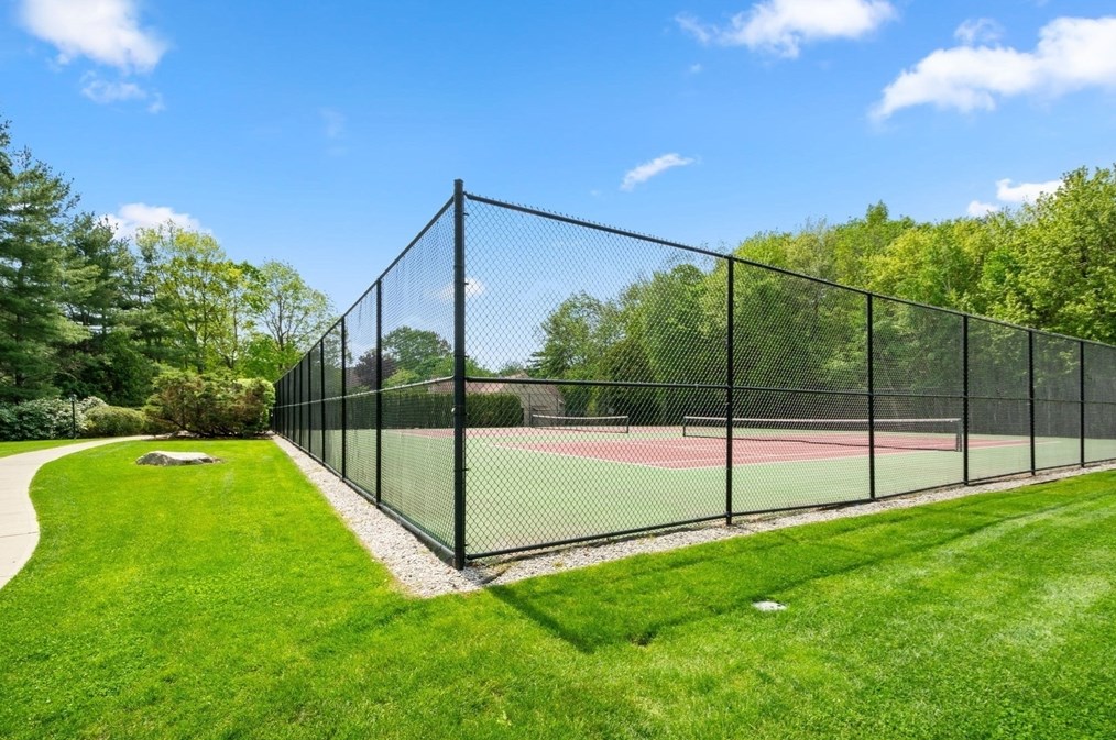 770 Salisbury St, Worcester MA 01609-1155 exterior