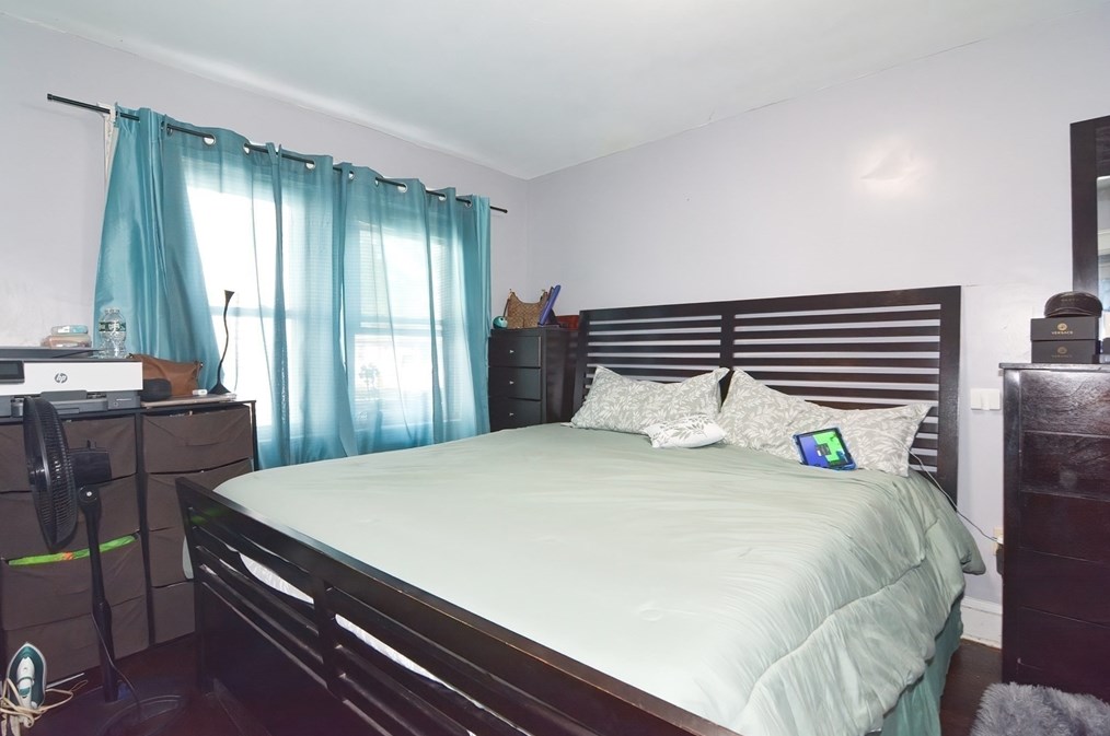 8 Mound St, Quincy MA 02169-5819 exterior