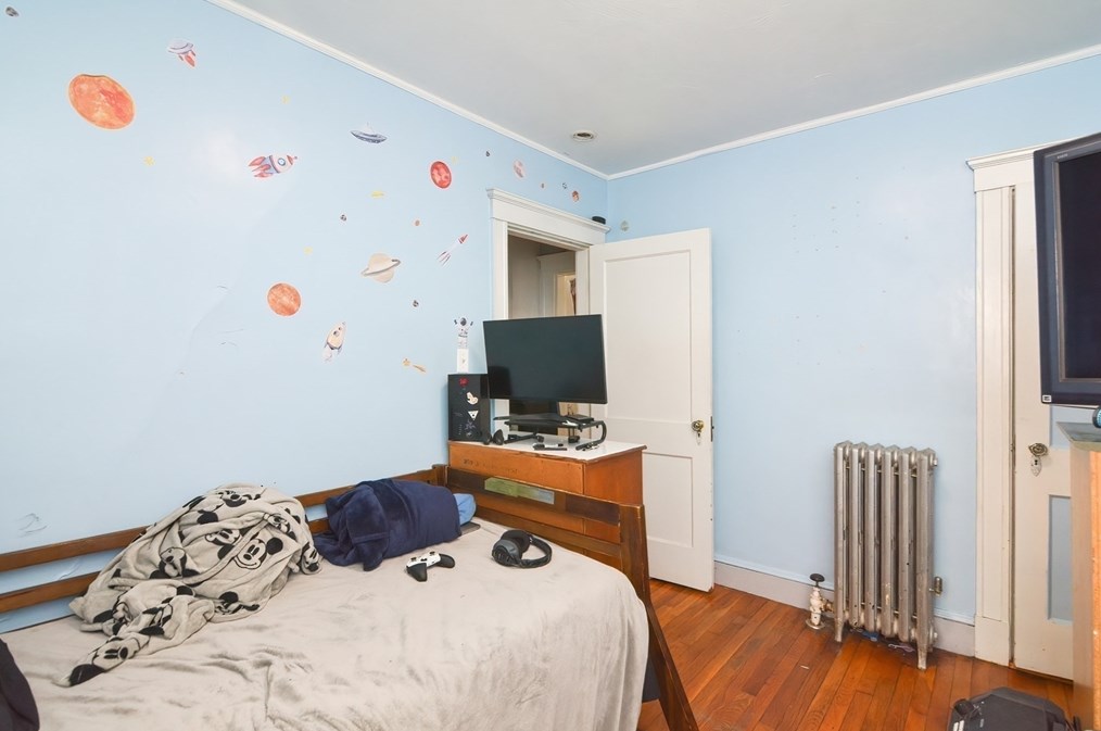 8 Mound St, Quincy MA 02169-5819 exterior