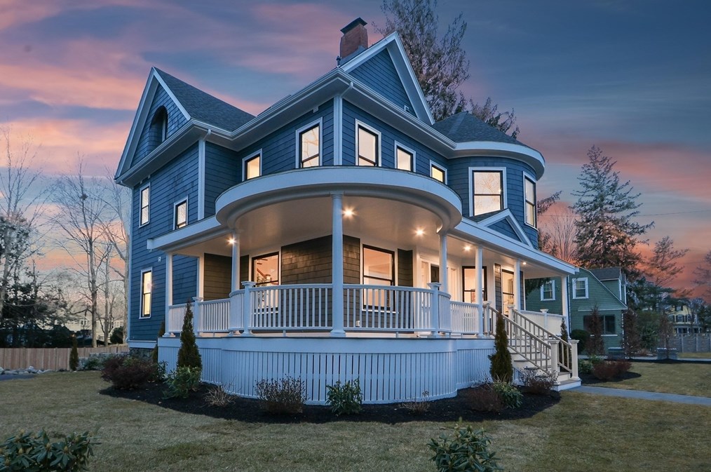 414 Waltham St, Newton MA 02465-1934 exterior