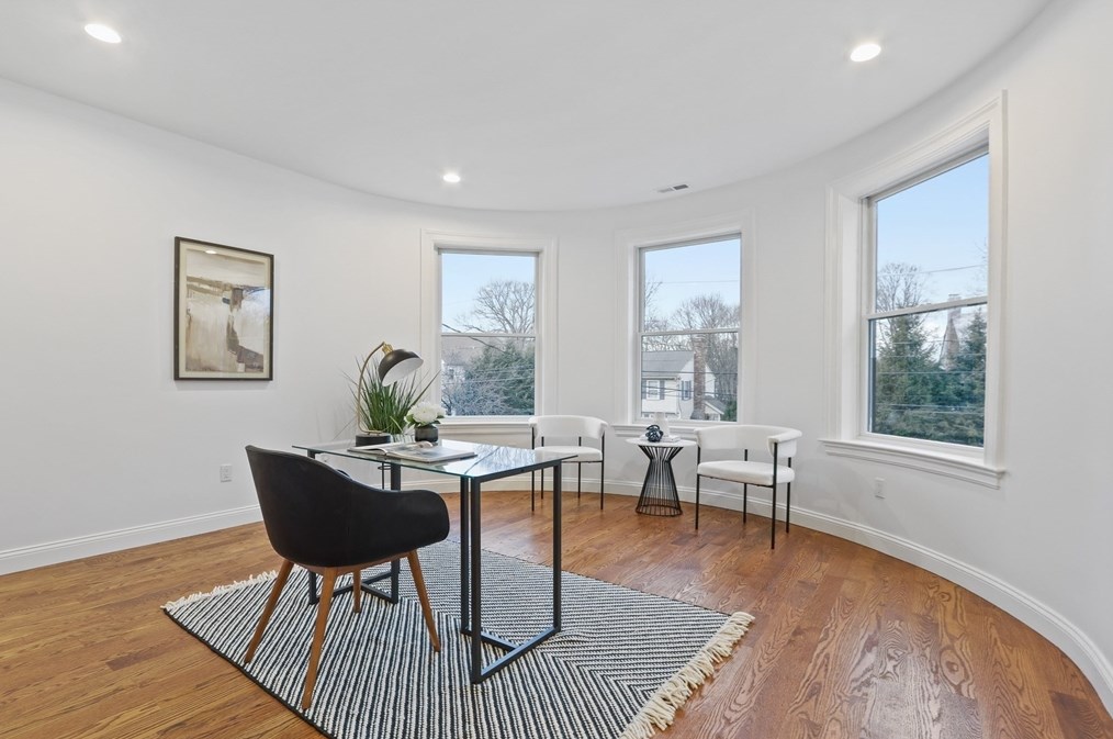 414 Waltham St, Newton MA 02465-1934 exterior