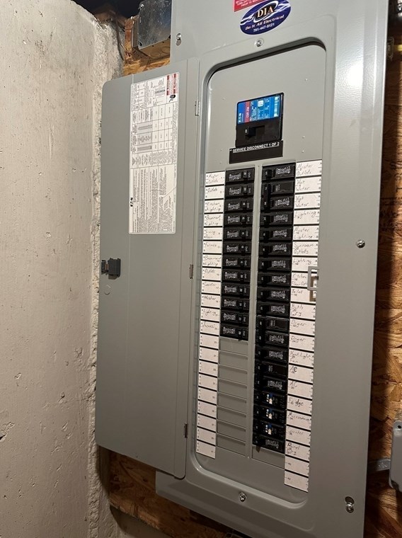 375 School St, Pembroke MA 02359-3613 exterior