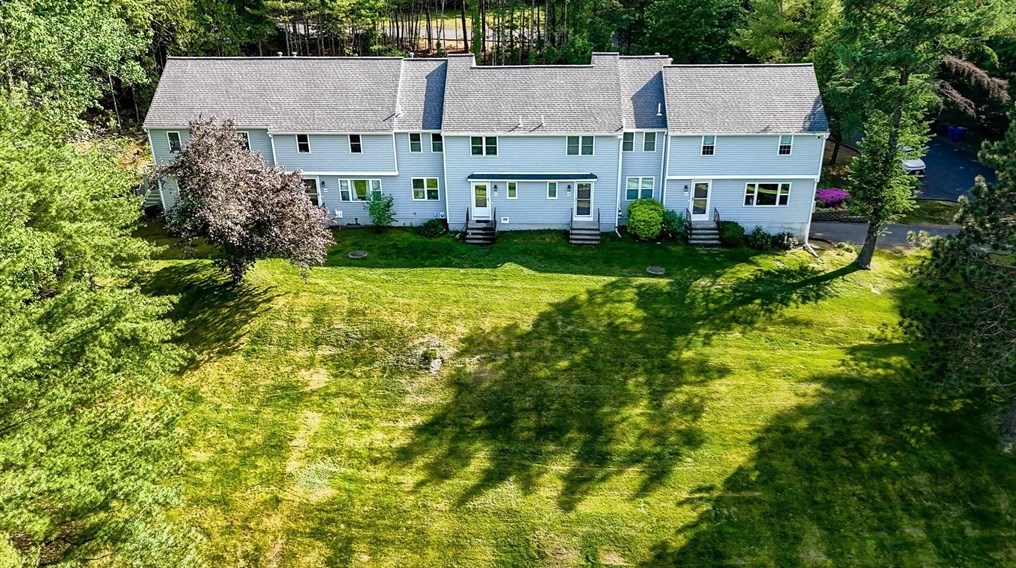 401 Pondview Pl, Tyngsborough MA exterior