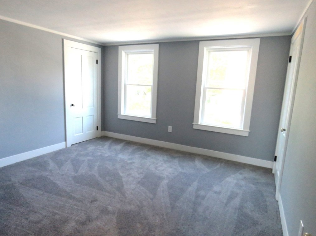 484 Temple St, Whitman MA  02382-1078 exterior