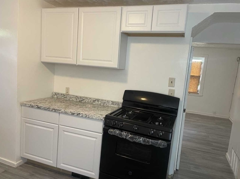 42 Baldwin St, Springfield MA  01104-1365 exterior