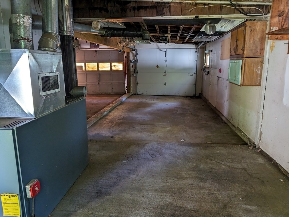 97 Hebron Ave, Seekonk MA 02771-2101 exterior