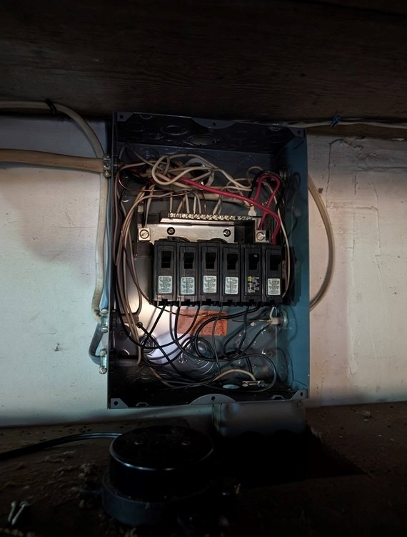 97 Hebron Ave, Seekonk MA 02771-2101 exterior