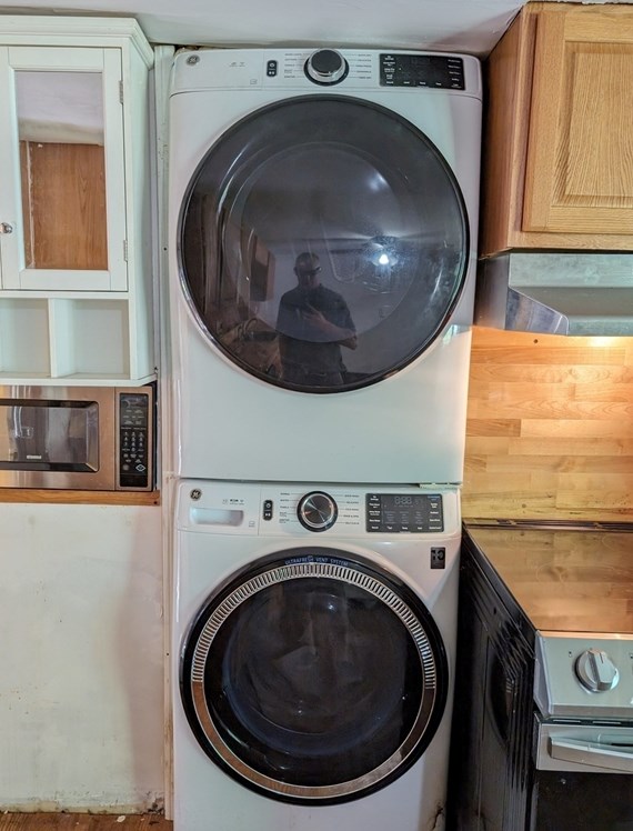 97 Hebron Ave, Seekonk MA 02771-2101 exterior