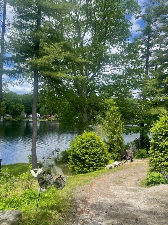 11 Samuel Dr, Royalston MA 01331-9477 exterior