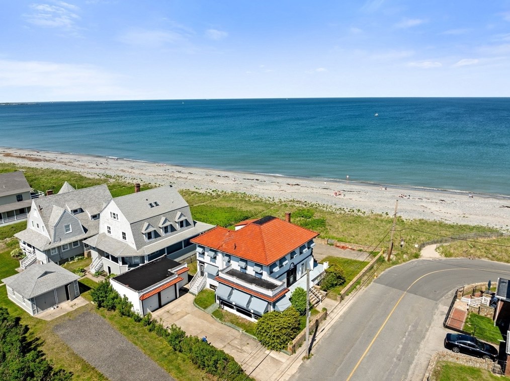 267 Bch Ave, Hull MA 02045-2701 exterior