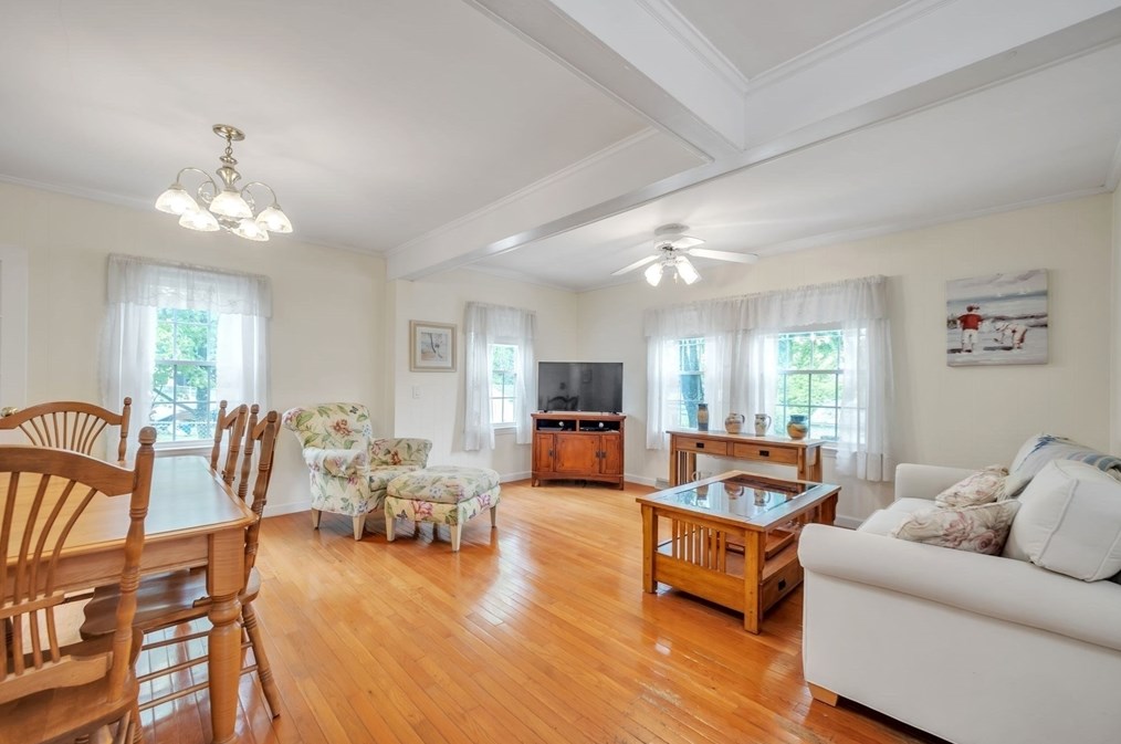 37 Bowdoin St, Lawrence MA 01843-2109 exterior