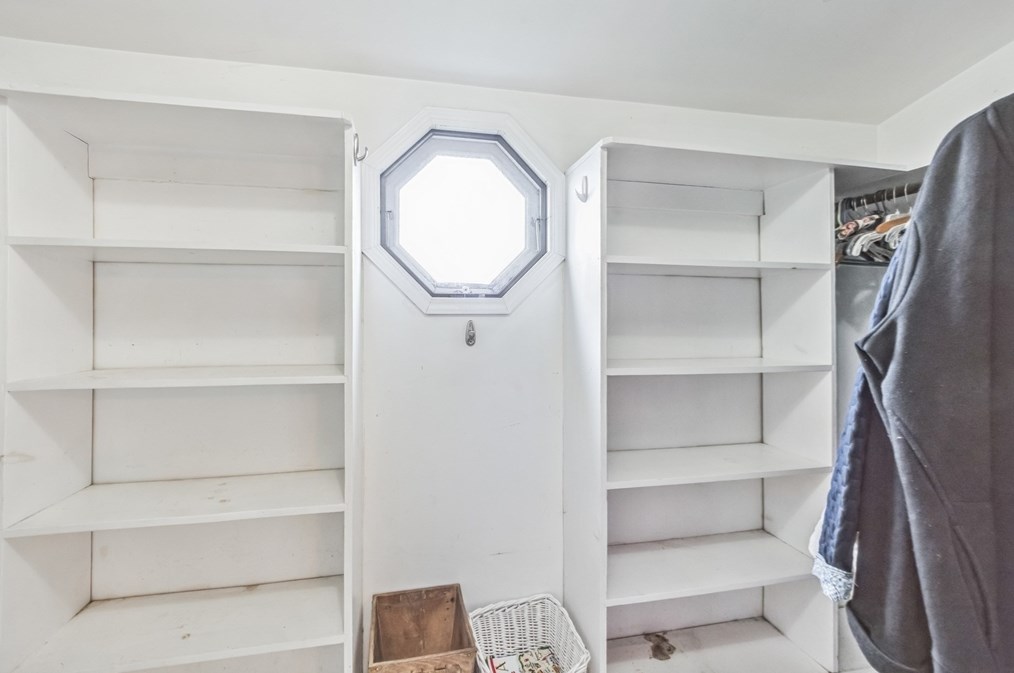 37 Bowdoin St, Lawrence MA 01843-2109 exterior