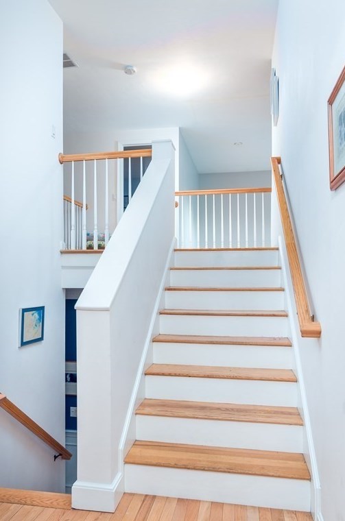 91 Elmshade Dr, Uxbridge MA 01569-1693 exterior