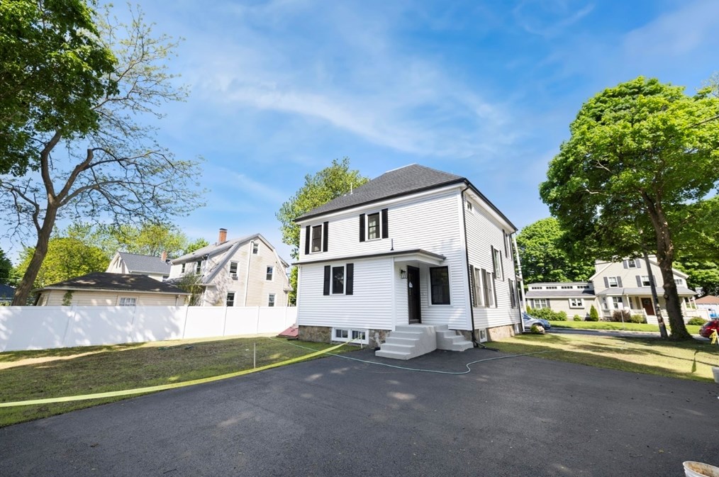 91 Dodge St, Beverly MA 01915-1712 exterior