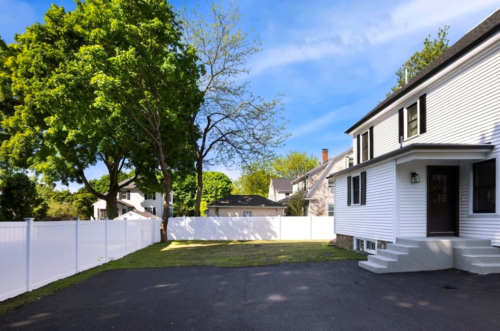 91 Dodge St, Beverly MA 01915-1712 exterior