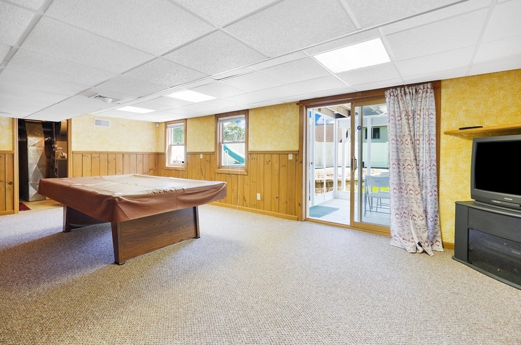 5 Flower St, Springfield MA  01118-2327 exterior