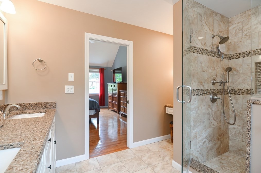 36 Lorraine Metcalf Rd, Franklin MA 02038-3234 exterior