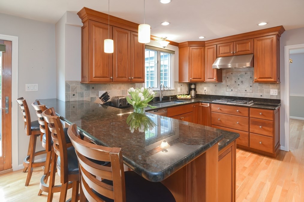 36 Lorraine Metcalf Rd, Franklin MA 02038-3234 exterior