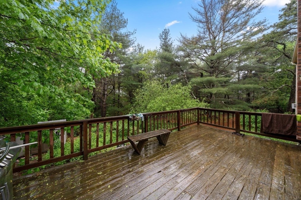 21 Lucys Path, Plymouth MA 02360-6202 exterior