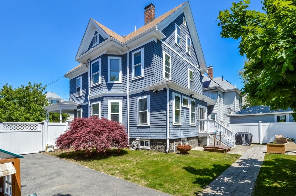 30 Sargent St, Winthrop MA 02152-2805 exterior