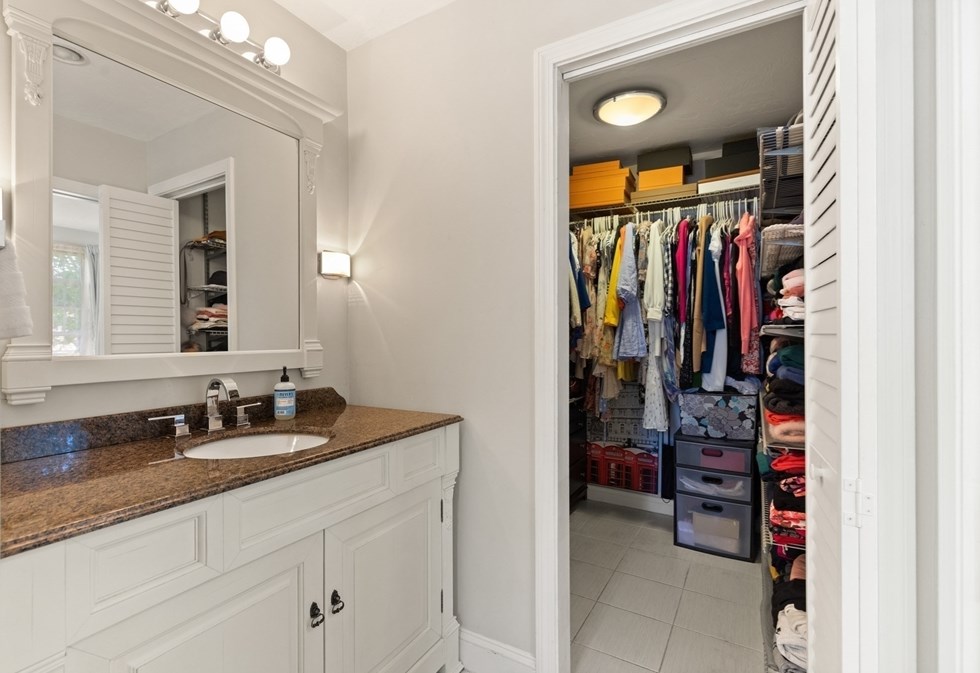 150 Palmer St, Quincy MA 02169-3308 exterior