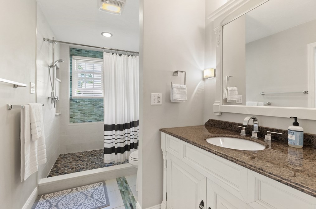 150 Palmer St, Quincy MA 02169-3308 exterior