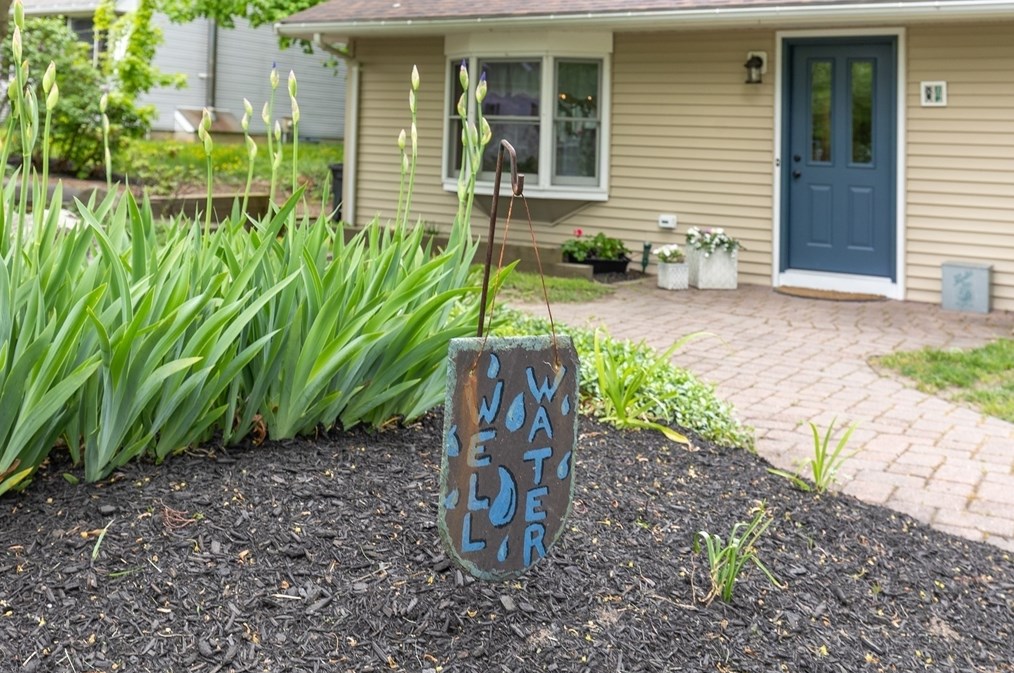 84 King St, Hanover MA 02339-2404 exterior