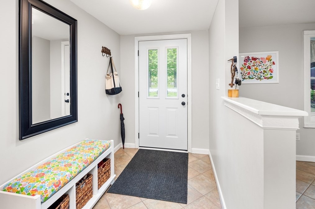 84 King St, Hanover MA 02339-2404 exterior