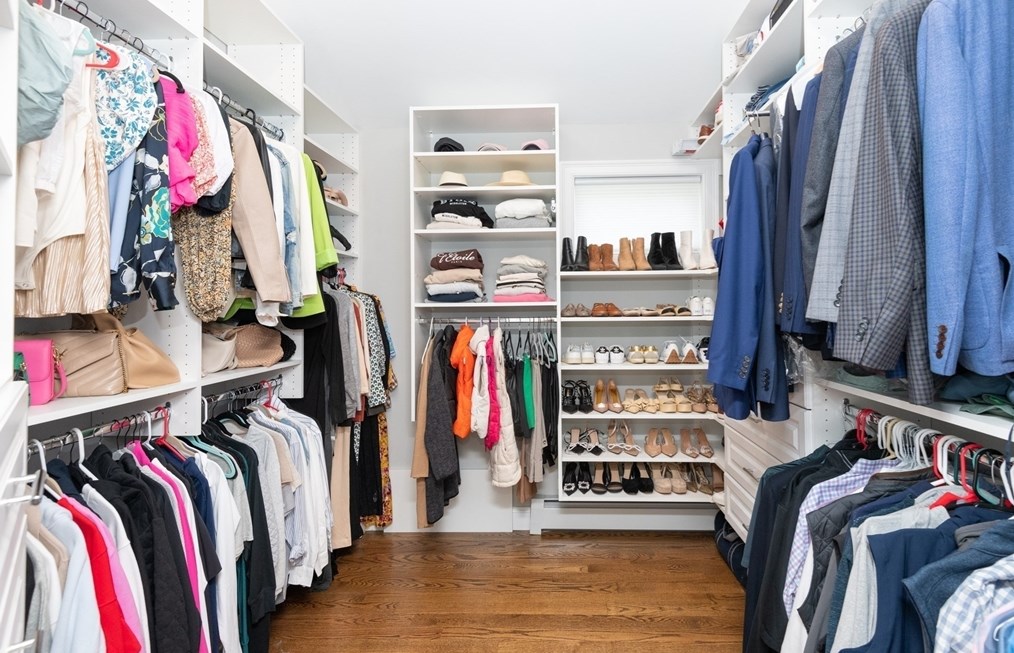 1 Vlg Row, Lynnfield MA 01940-2528 exterior