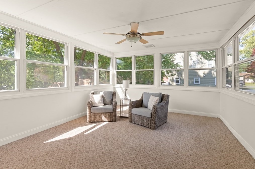 371 Franklin St, Reading MA 01867-1037 exterior