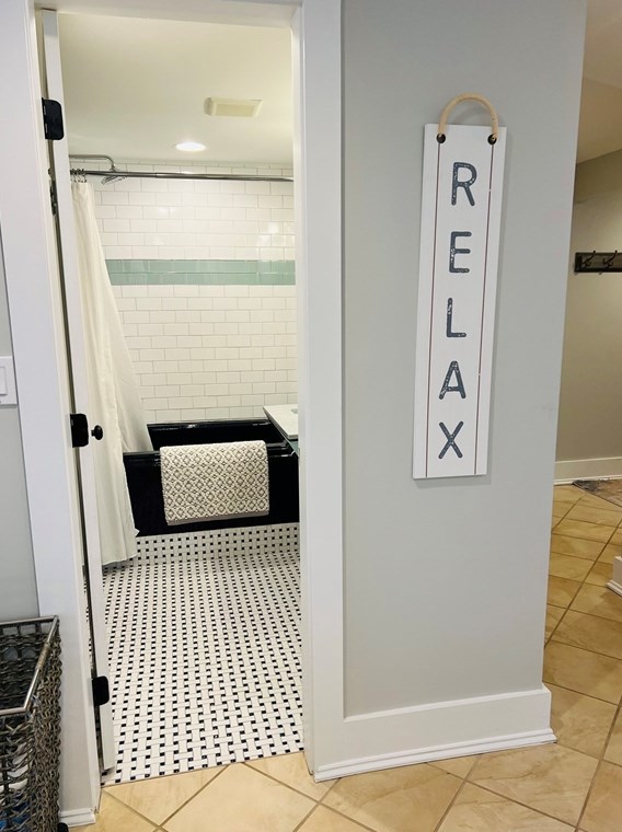 98 Wilson Rd, Nahant MA 01908-1040 exterior