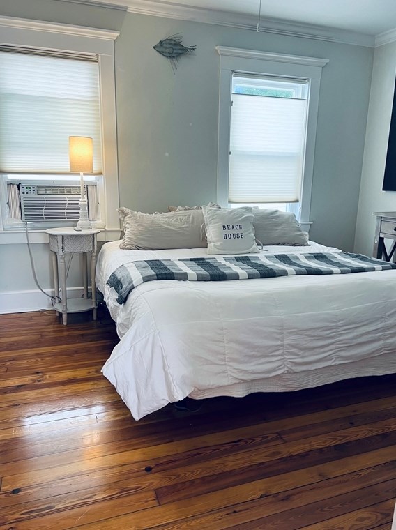 98 Wilson Rd, Nahant MA 01908-1040 exterior