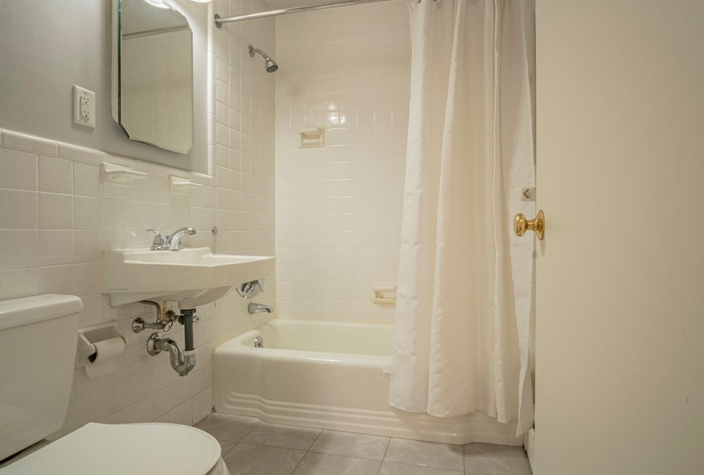 59 Prospect St, Marblehead MA  01945-3174 exterior