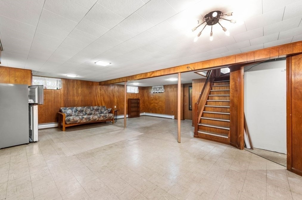 80 Fallon Cir, Braintree MA 02184-3821 exterior