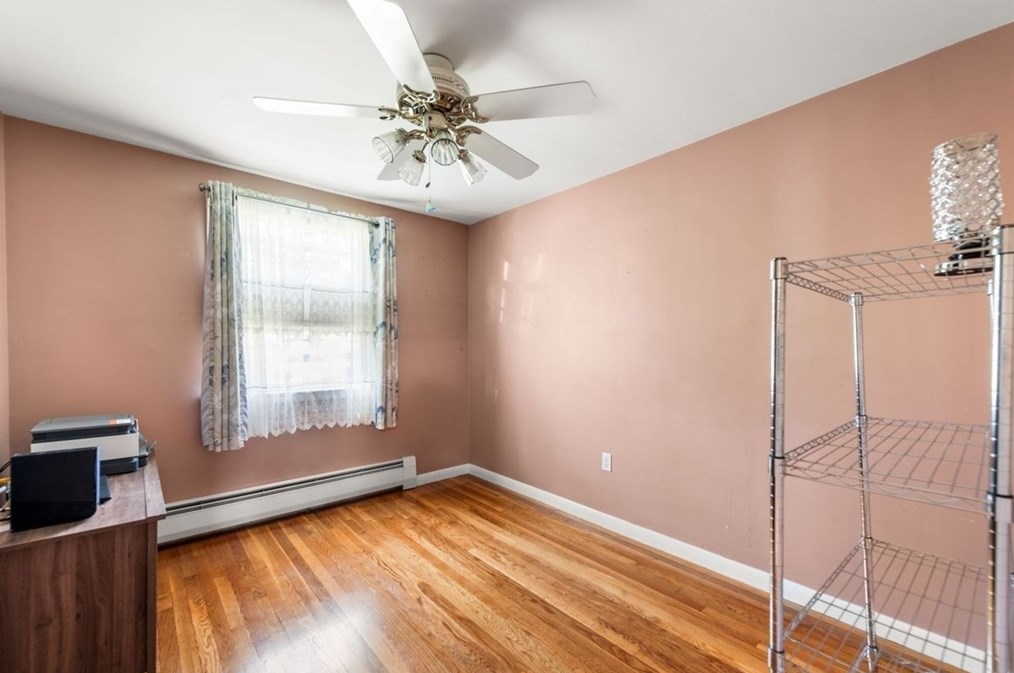 80 Fallon Cir, Braintree MA 02184-3821 exterior