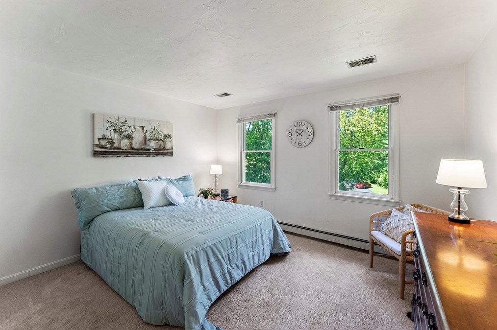 490 St, West Bridgewater MA 02379-1832 exterior