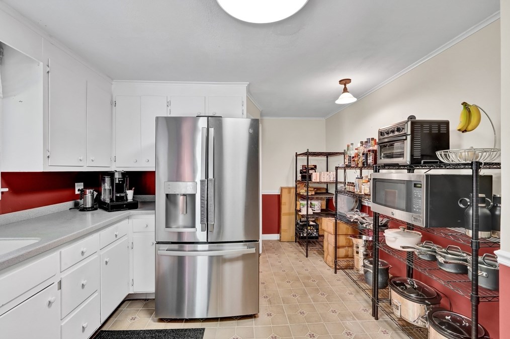 16 Vesper St, Worcester MA 01602-1439 exterior